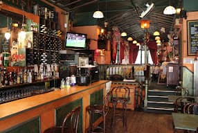 Bar 61 Restaurant